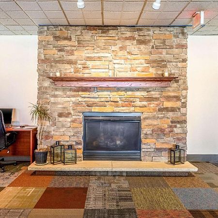 Econo Lodge Fredonia Eksteriør billede
