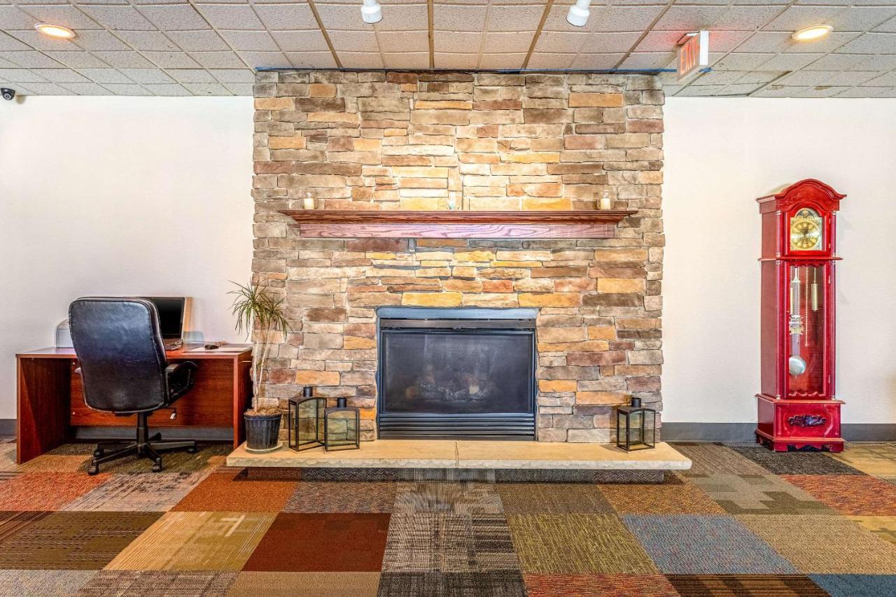 Econo Lodge Fredonia Eksteriør billede