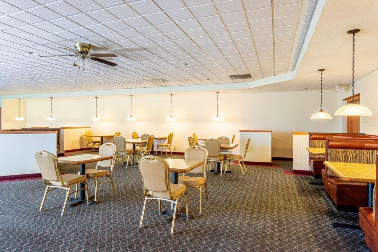 Econo Lodge Fredonia Eksteriør billede