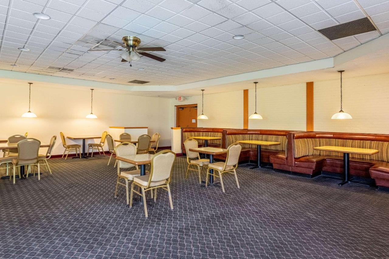 Econo Lodge Fredonia Eksteriør billede