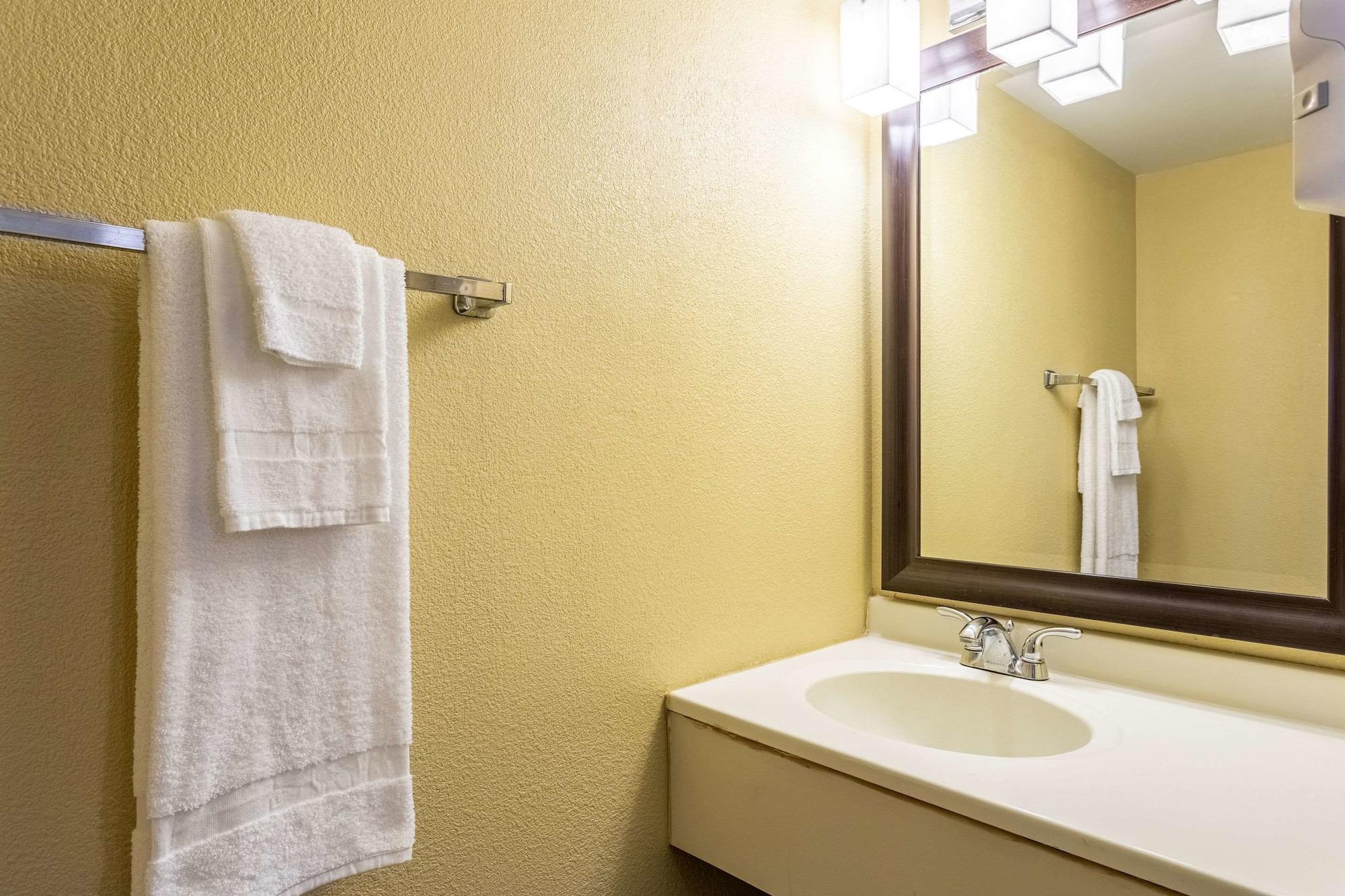 Econo Lodge Fredonia Eksteriør billede